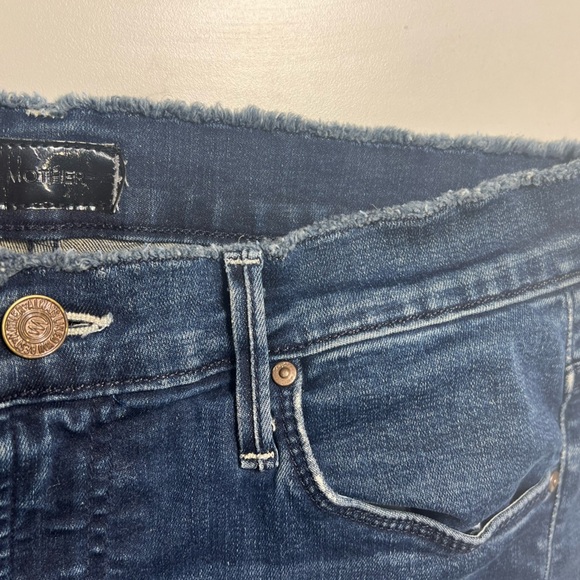 Mother double fray Charmer crop jeans 27 ultra soft and stretch. - Picture 9 of 12